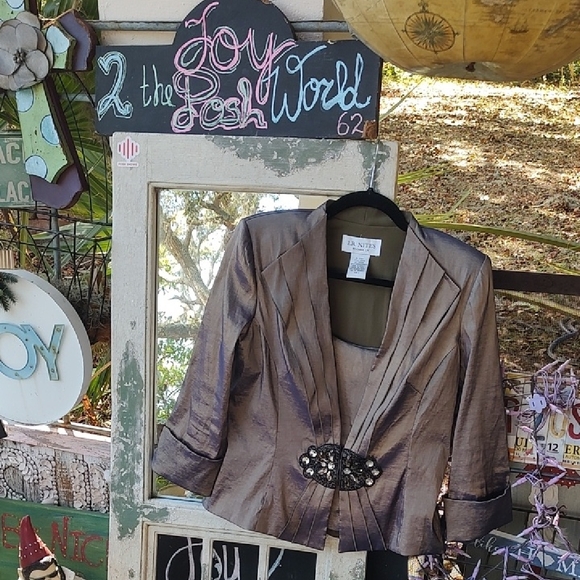 TanJay Jackets & Blazers - EUC 2 PC TanJay purple gold  Metallic Blazer with matching tank top